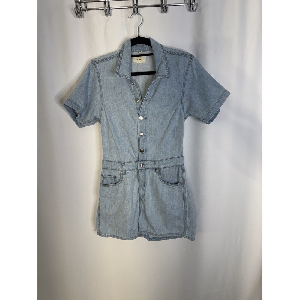 DL1961 Women’s Denim Romper Size M Light Wash Short Sleeve Button Front
